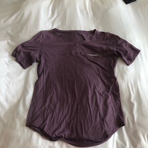 Lululemon T-shirt 4